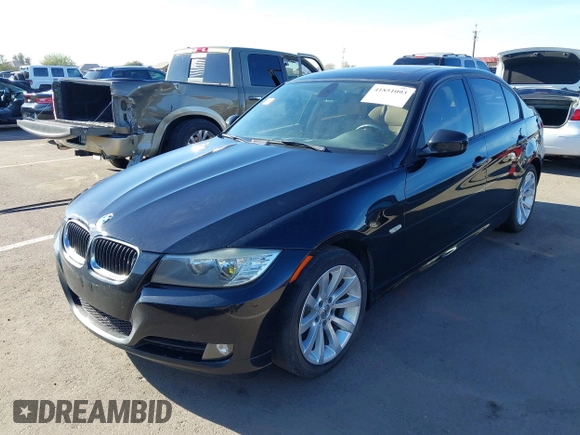 2011 BMW 3 Series 328i with VIN WBAPH7G57BNM54430, listed as a IAAI auction lot 41851093 with 188,291 mi miles. Bid and sale history available at carsss.com. Image 17.
