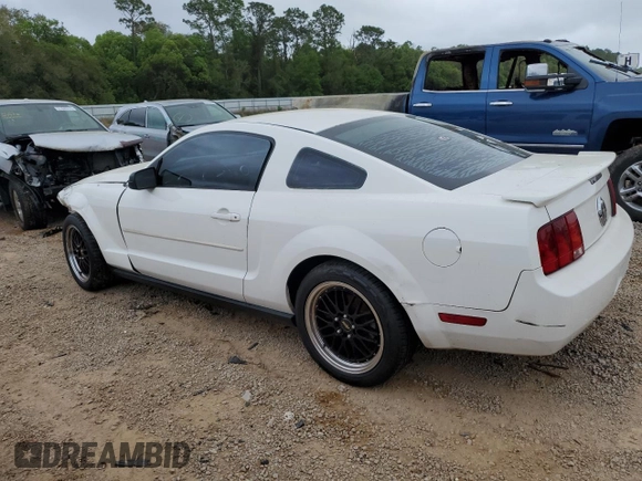 2008 Ford Mustang Deluxe with VIN 1ZVHT80N385107270, listed as a Copart auction lot 51491455 with 200,786 mi miles and Salvage Title. Bid and sale history available at DreamBid. Image 2.