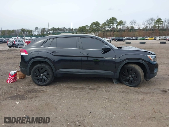 2024 Volkswagen Atlas SE with VIN 1V2KE2CA7RC228100, listed as a IAAI auction lot 42007768 with 27,956 mi miles and . Bid and sale history available at DreamBid. Image 12.