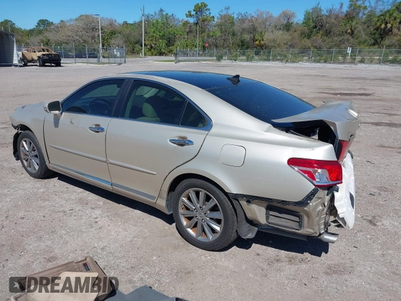 2010 Lexus ES 330 z VIN JTHBK1EG4A2409170, wystawiony jako IAAI lot #41742972 z przebiegiem 149 313 mil mil oraz . Historia ofert i sprzedaży dostępna na DreamBid. Obrazek 3.
