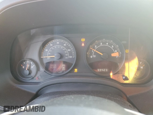 2017 Jeep Patriot Latitude с VIN 1C4NJPFB2HD169722, выставлен на аукционе Copart как лот 53398645 с пробегом 99 423 миль миль и Списание • Salvage title. История ставок и продаж доступна на DreamBid. Изображение 9.