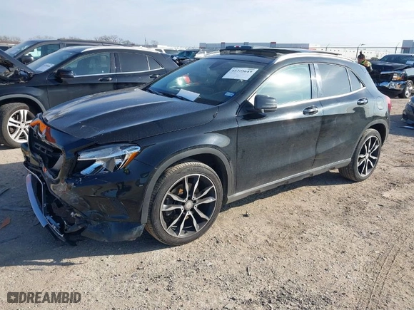 2016 Mercedes-Benz GLA with VIN WDCTG4GB5GJ199567, listed as a IAAI auction lot 41225649 with 122,655 mi miles. Bid and sale history available at carsss.com. Image 2.