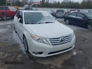 2012 Toyota Avalon with VIN 4T1BK3DB7CU459728, listed as a IAAI auction lot 41739918 with 82,762 mi miles. Bid and sale history available at carsss.com. Image 1.