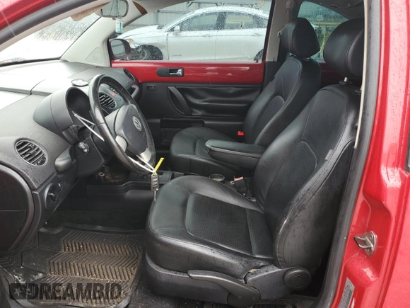 2009 Volkswagen Beetle S z VIN 3VWRW31C19M514138, wystawiony jako Copart lot #70630904 z przebiegiem 186 452 mil mil oraz Szkoda całkowita • Salvage title. Historia ofert i sprzedaży dostępna na DreamBid. Obrazek 7.