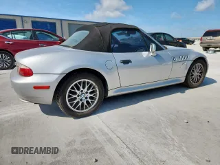 2000 BMW Z3 2.8 with VIN 4USCH3342YLF41905, listed as a Copart auction lot 60073085 with Not provided miles and Salvage title. Bid and sale history available at DreamBid. Image 3.