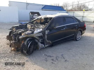 2010 Mercedes-Benz E-Class E 350 Luxury with VIN WDDHF8HB3AA142186, listed as a Copart auction lot 43922395 with 0 mi miles and Salvage Title. Bid and sale history available at carsss.com. Image 1.