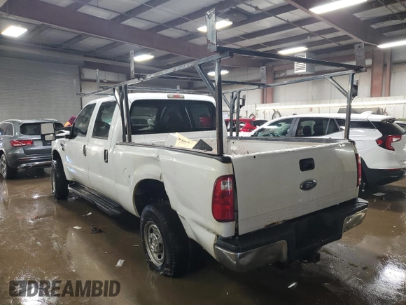 2010 Ford F-250 XL z VIN 1FTSW2B58AEB12691, wystawiony jako Copart lot #50149355 z przebiegiem 237 552 mil mil oraz Szkoda całkowita • Salvage title. Historia ofert i sprzedaży dostępna na DreamBid. Obrazek 2.