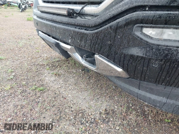 2017 GMC Sierra 1500 Denali z VIN 3GTU2PEJXHG304823, wystawiony jako IAAI lot #42293712 z przebiegiem 185 809 mil mil oraz . Historia ofert i sprzedaży dostępna na DreamBid. Obrazek 6.