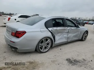 2013 BMW 7 Series 750Li z VIN WBAYE8C56DD133044, wystawiony jako Copart lot #49092615 z przebiegiem 169 699 mil mil oraz Szkoda całkowita • Salvage title. Historia ofert i sprzedaży dostępna na DreamBid. Obrazek 3.