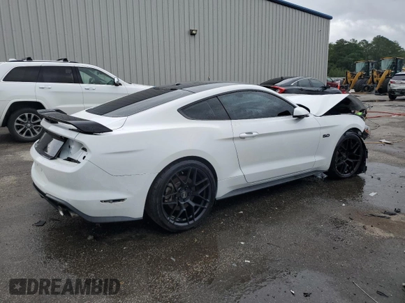 2018 Ford Mustang GT z VIN 1FA6P8CF1J5125457, wystawiony jako Copart lot #55941745 z przebiegiem 55 157 mil mil oraz Szkoda całkowita • Salvage title. Historia ofert i sprzedaży dostępna na DreamBid. Obrazek 3.