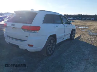 2017 Jeep Grand Cherokee Overland with VIN 1C4RJFCG8HC641729, listed as a IAAI auction lot 41233125 with 116,874 mi miles. Bid and sale history available at carsss.com. Image 4.