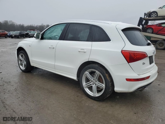 2011 Audi Q5 3.2L Premium Plus with VIN WA1DKAFP4BA105816, listed as a Copart auction lot 44714015 with 0 mi miles and Salvage Title. Bid and sale history available at carsss.com. Image 2.