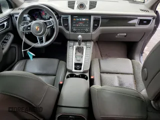 2017 Porsche Macan S with VIN WP1AB2A56HLB13657, listed as a Copart auction lot 50714375 with 60,731 mi miles and Salvage Title. Bid and sale history available at DreamBid. Image 8.