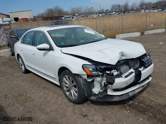 2012 Volkswagen Passat SEL with VIN 1VWCP7A30CC090499, listed as a IAAI auction lot 42037393 with 174,582 mi miles. Bid and sale history available at carsss.com. Image 1.