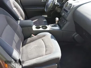 2008 Nissan Rogue SL with VIN JN8AS58V58W404176, listed as a IAAI auction lot 41823118 with Not Provided miles and . Bid and sale history available at DreamBid. Image 5.