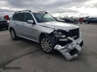 2011 Mercedes-Benz GLK-Class GLK 350 with VIN WDCGG5GB3BF582815, listed as a Copart auction lot 48139395 with 86,884 mi miles and Salvage Title. Bid and sale history available at carsss.com. Image 4.