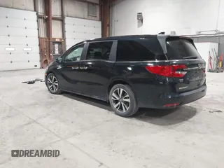 2024 Honda Odyssey Touring z VIN 5FNRL6H80RB044915, wystawiony jako IAAI lot #41921539 z przebiegiem 13 425 mil mil oraz . Historia ofert i sprzedaży dostępna na DreamBid. Obrazek 3.