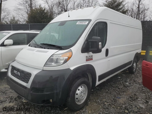 2021 Ram ProMaster Cargo Van with VIN 3C6LRVDG8ME555161, listed as a Copart auction lot 43666345 with 45,369 mi miles and Clean Title. Bid and sale history available at carsss.com. Image 1.