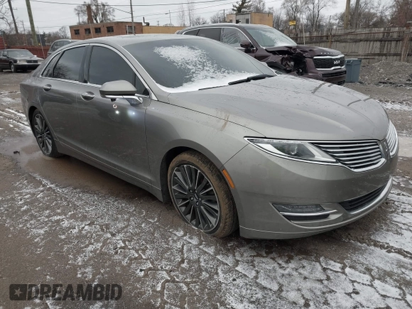 2015 Lincoln MKZ Hybrid with VIN 3LN6L2LUXFR625229, listed as a IAAI auction lot 41723225 with 107,171 mi miles. Bid and sale history available at carsss.com. Image 1.