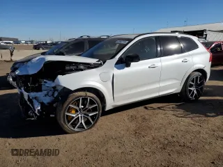 2024 Volvo XC60 z VIN YV4H60DP1R1897262, wystawiony jako Copart lot #47002715 z przebiegiem 7 781 mil mil oraz Szkoda całkowita • Salvage title. Historia ofert i sprzedaży dostępna na DreamBid. Obrazek 1.