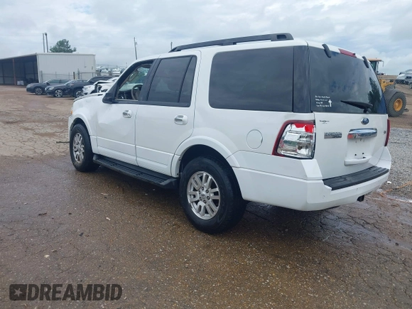 2011 Ford Expedition XLT with VIN 1FMJU1H58BEF54161, listed as a IAAI auction lot 42442617 with 145,864 mi miles and . Bid and sale history available at DreamBid. Image 3.