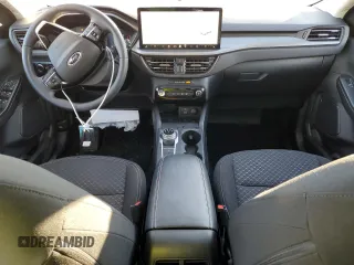 2024 Ford Escape Active with VIN 1FMCU9GN3RUA97493, listed as a Copart auction lot 42567125 with 8,452 mi miles and Salvage Title. Bid and sale history available at DreamBid. Image 8.