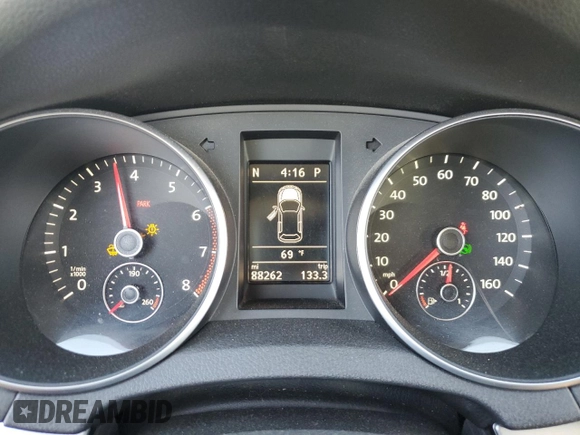 2013 Volkswagen Golf w/Conv & Sunroof with VIN WVWDB7AJ3DW024761, listed as a Copart auction lot 46911325 with 88,262 mi miles and Salvage title. Bid and sale history available at DreamBid. Image 9.
