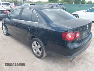 2009 Volkswagen Jetta SE with VIN 3VWRM71KX9M096599, listed as a IAAI auction lot 42727345 with 161,202 mi miles and . Bid and sale history available at DreamBid. Image 3.