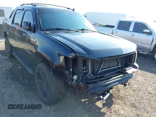 2011 Chevrolet Avalanche LS with VIN 3GNMCEE05BG291728, listed as a IAAI auction lot 42567854 with 190,621 mi miles and . Bid and sale history available at DreamBid. Image 6.