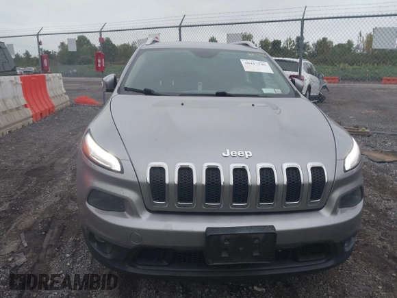 2014 Jeep Cherokee Latitude with VIN 1C4PJMCS5EW198112, listed as a IAAI auction lot 40417706 with 169,921 mi miles. Bid and sale history available at carsss.com. Image 13.