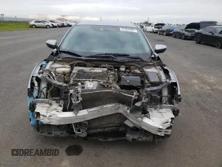 2019 Honda Civic Sedan LX with VIN 19XFC2F61KE200100, listed as a Copart auction lot 37959484 with 131,847 mi miles and Salvage Title. Bid and sale history available at carsss.com. Image 5.