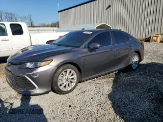 2024 Toyota Camry LE with VIN 4T1C11AKXRU907047, listed as a Copart auction lot 43528705 with 10,962 mi miles and Salvage Title. Bid and sale history available at carsss.com. Image 1.
