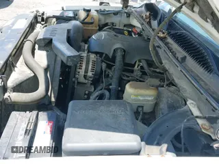 2002 Chevrolet Suburban LT с VIN 1GNEC16Z02J219490, выставлен на аукционе IAAI как лот 42627550 с пробегом 228 553 миль миль и . История ставок и продаж доступна на DreamBid. Изображение 24.