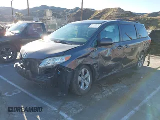 2015 Toyota Sienna LE AAS with VIN 5TDKK3DC3FS529845, listed as a IAAI auction lot 41627102 with 130,334 mi miles. Bid and sale history available at carsss.com. Image 19.