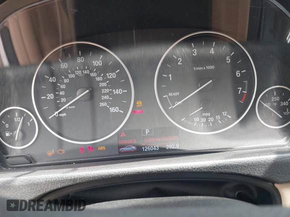 2015 BMW 3 Series 328i с VIN WBA3A5C5XFF608299, выставлен на аукционе IAAI как лот 40904806 с пробегом 126 043 миль миль и . История ставок и продаж доступна на DreamBid. Изображение 7.