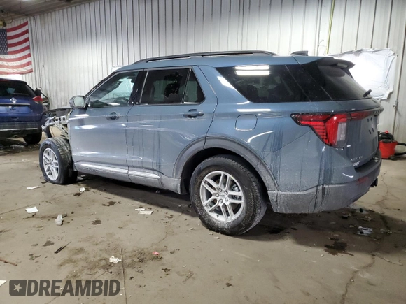 2025 Ford Explorer Active with VIN 1FMUK8DH6SGB15752, listed as a Copart auction lot 44458445 with 0 mi miles and Salvage Title. Bid and sale history available at carsss.com. Image 2.
