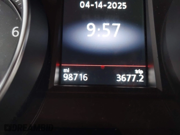 2018 Volkswagen GTI S z VIN 3VW547AU3JM262787, wystawiony jako IAAI lot #42042452 z przebiegiem 98 716 mil mil oraz . Historia ofert i sprzedaży dostępna na DreamBid. Obrazek 15.