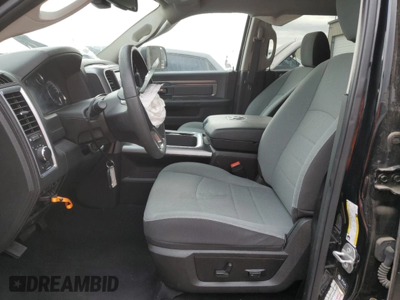 2023 Ram 1500 SLT z VIN 1C6RR7LG0PS517187, wystawiony jako Copart lot #49781655 z przebiegiem 47 774 mil mil oraz Nie do naprawy • Non repairable. Historia ofert i sprzedaży dostępna na DreamBid. Obrazek 7.