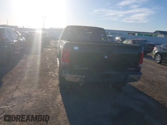 2009 GMC Sierra 1500 with VIN 2GTEC290891109447, listed as a IAAI auction lot 41217035 with 197,033 mi miles and . Bid and sale history available at DreamBid. Image 17.