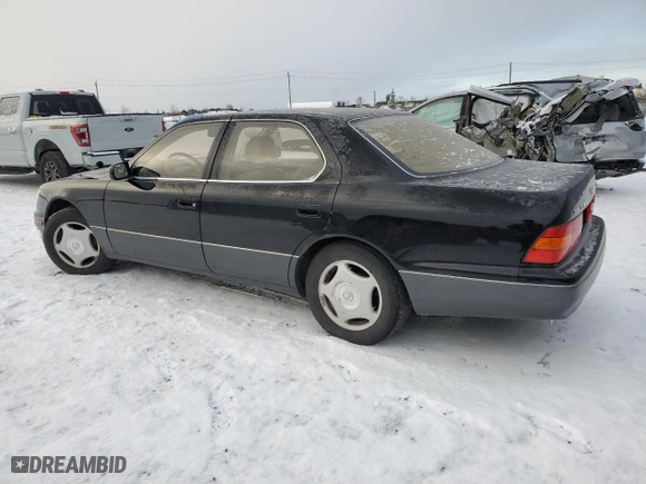 1998 Lexus LS 400 Luxury Sdn with VIN JT8BH28FXW0115900, listed as a Copart auction lot 83148124 with 224,776 mi miles and Salvage Title. Bid and sale history available at carsss.com. Image 2.