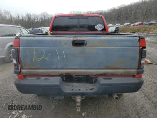 2000 Dodge 1500 z VIN 3B7HF13Z3YG146692, wystawiony jako Copart lot #84832814 z przebiegiem Nie podano mil oraz Szkoda całkowita • Salvage title. Historia ofert i sprzedaży dostępna na DreamBid. Obrazek 6.