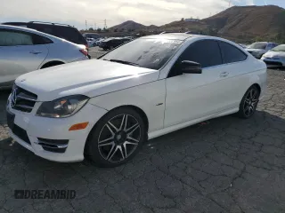 2014 Mercedes-Benz C-Class C 250 with VIN WDDGJ4HBXEG297100, listed as a Copart auction lot 85820664 with 146,605 mi miles and Clean Title. Bid and sale history available at carsss.com. Image 1.