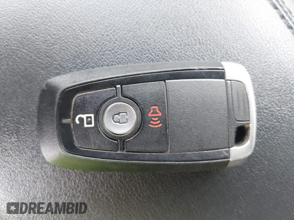 2020 Ford Edge SE z VIN 2FMPK3G92LBB16765, wystawiony jako IAAI lot #42413763 z przebiegiem 99 058 mil mil oraz . Historia ofert i sprzedaży dostępna na DreamBid. Obrazek 11.