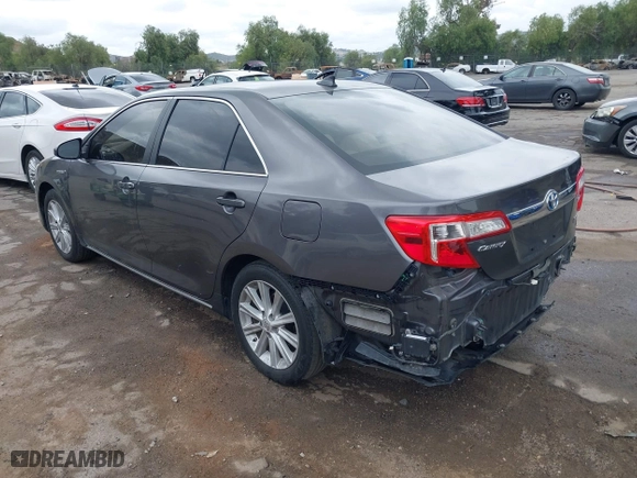 2013 Toyota Camry Hybrid LE with VIN 4T1BD1FK1DU091687, listed as a IAAI auction lot 42046450 with 211,895 mi miles. Bid and sale history available at carsss.com. Image 3.