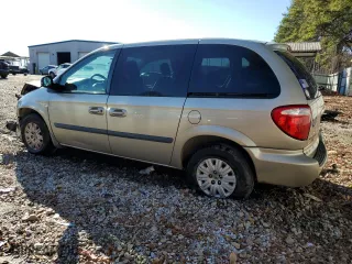 2006 Chrysler Town & Country SWB with VIN 1A4GP45R66B540761, listed as a Copart auction lot 86452974 with 157,714 mi miles and Salvage Title. Bid and sale history available at carsss.com. Image 2.