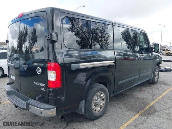 2018 Nissan NV Passenger SL with VIN 5BZAF0AA7JN850660, listed as a IAAI auction lot 41494013 with 124,891 mi miles. Bid and sale history available at carsss.com. Image 4.