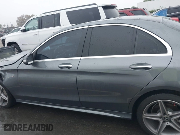 2017 Mercedes-Benz C 300 with VIN 55SWF4JB8HU230686, listed as a IAAI auction lot 41924402 with 102,989 mi miles and . Bid and sale history available at carsss.com. Image 15.