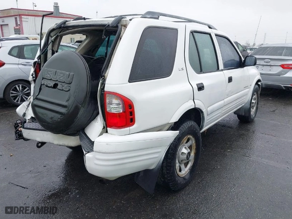 2000 Isuzu Rodeo S with VIN 4S2CK58W3Y4320791, listed as a IAAI auction lot 41570034 with 262,944 mi miles. Bid and sale history available at carsss.com. Image 4.