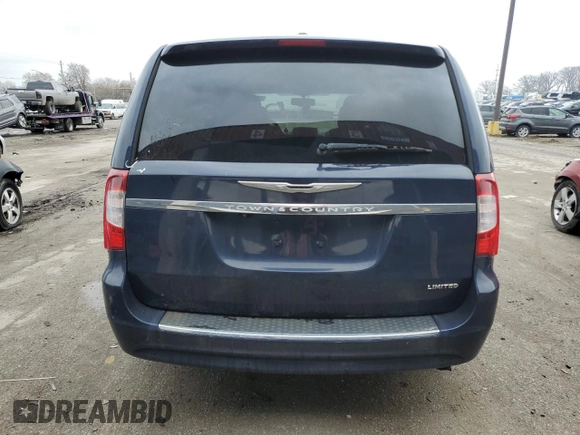 2013 Chrysler Town & Country Limited z VIN 2C4RC1GG9DR711585, wystawiony jako Copart lot #52674455 z przebiegiem Nie podano mil oraz Szkoda całkowita • Salvage title. Historia ofert i sprzedaży dostępna na DreamBid. Obrazek 6.