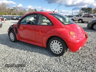 2005 Volkswagen New Beetle Coupe GL with VIN 3VWBK31C25M411138, listed as a Copart auction lot 81257144 with 119,906 mi miles and Salvage Title. Bid and sale history available at carsss.com. Image 2.